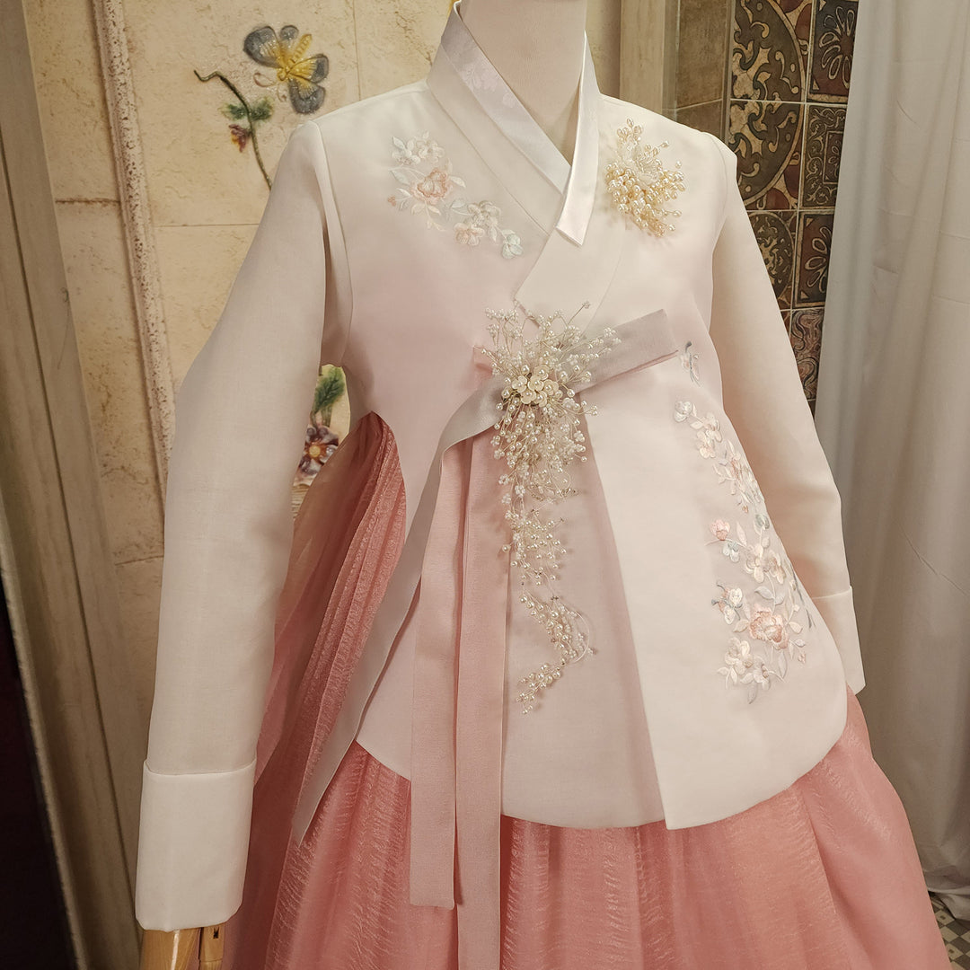 Korean Traditional Woman Personal Custom Hanbok Wedding Party Ceremony Ivory Embroidery Peach Skirt Hanbok 143