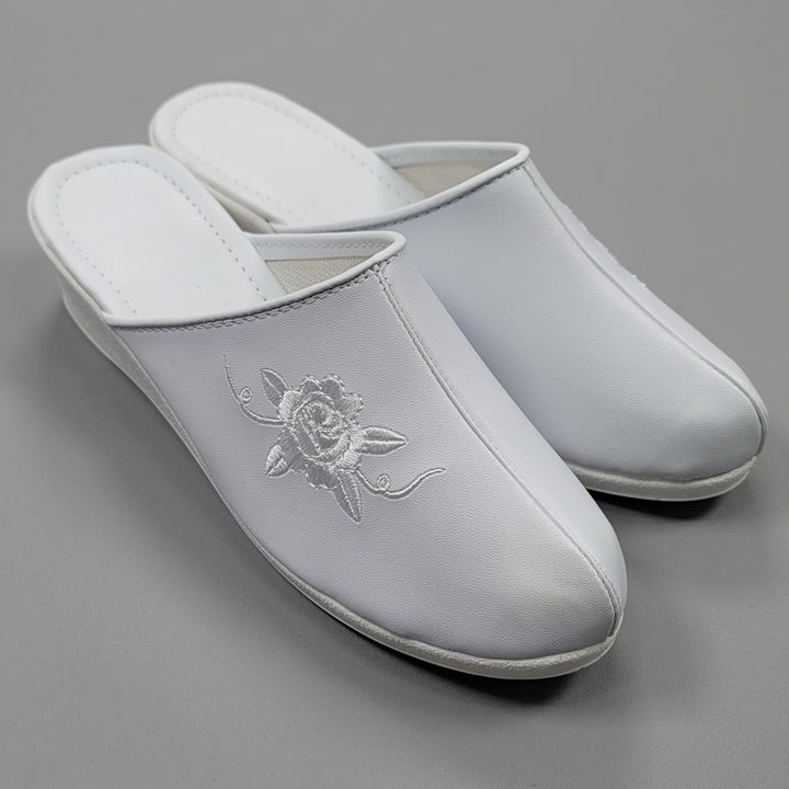 Korean Traditional Hanbok Shoes Socks for Woman Girl White Color Slipper 5 cm Heel Footwear Wedding Birthday PU WS113