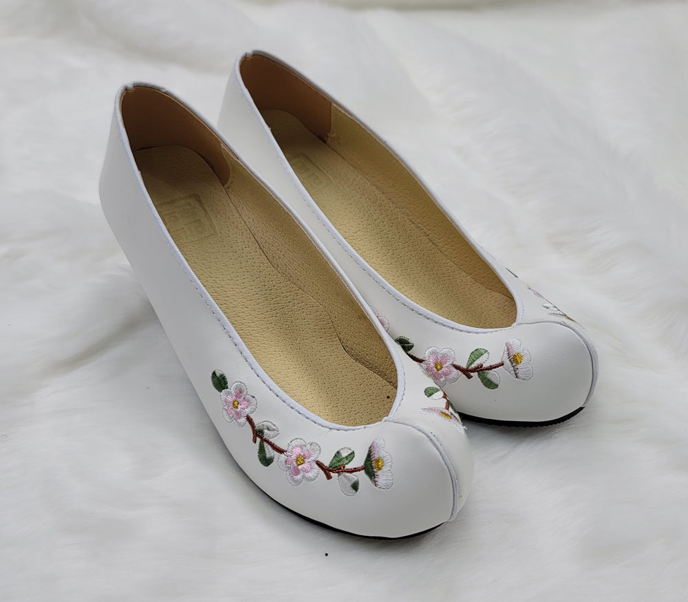 Korean Traditional Hanbok Shoes Socks for Woman Girl pastel Color White Embroidery Footwear Wedding Birthday PU WS107