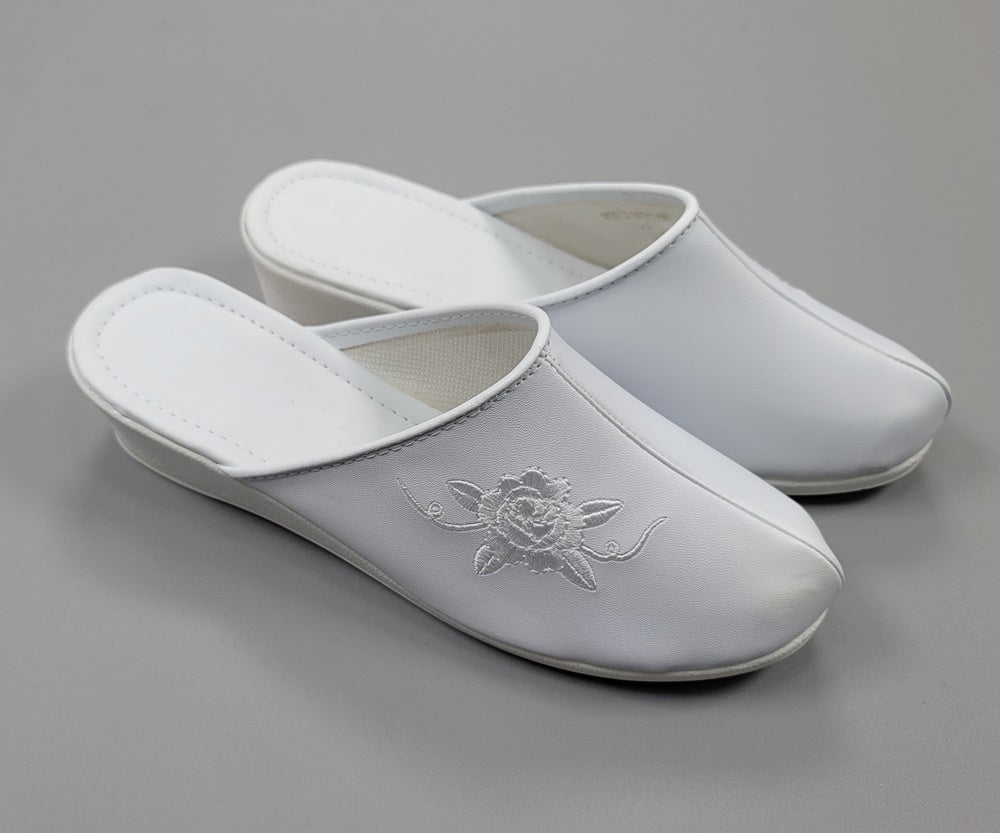Korean Traditional Hanbok Shoes Socks for Woman Girl White Color Slipper 5 cm Heel Footwear Wedding Birthday PU WS113