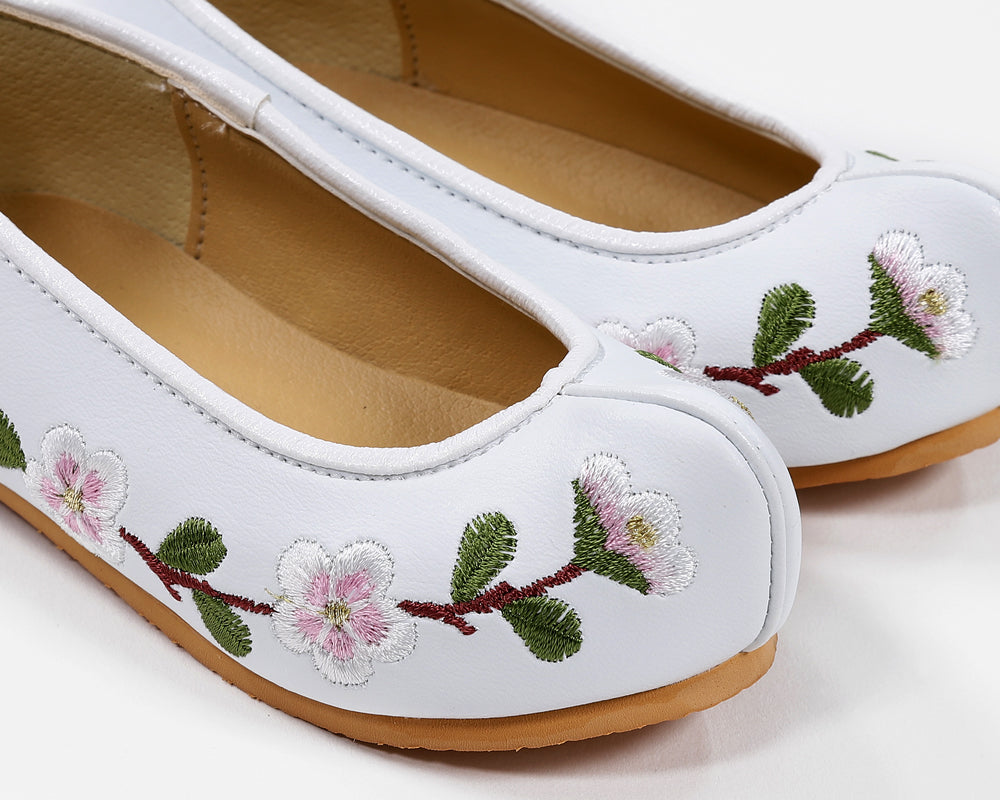 Korean Traditional Hanbok Embroidery Shoes Baby Girl Dol 1st Birthday White Embroidery OSS02