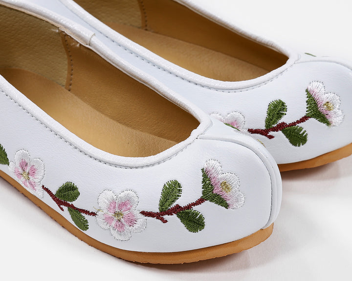 Korean Traditional Hanbok Embroidery Shoes Baby Girl Dol 1st Birthday White Embroidery OSS02