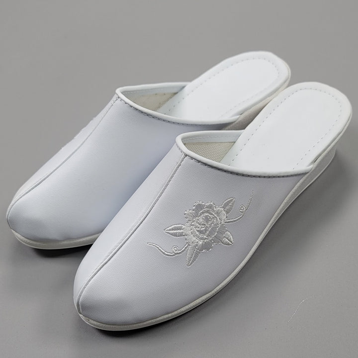 Korean Traditional Hanbok Shoes Socks for Woman Girl White Color Slipper 5 cm Heel Footwear Wedding Birthday PU WS113