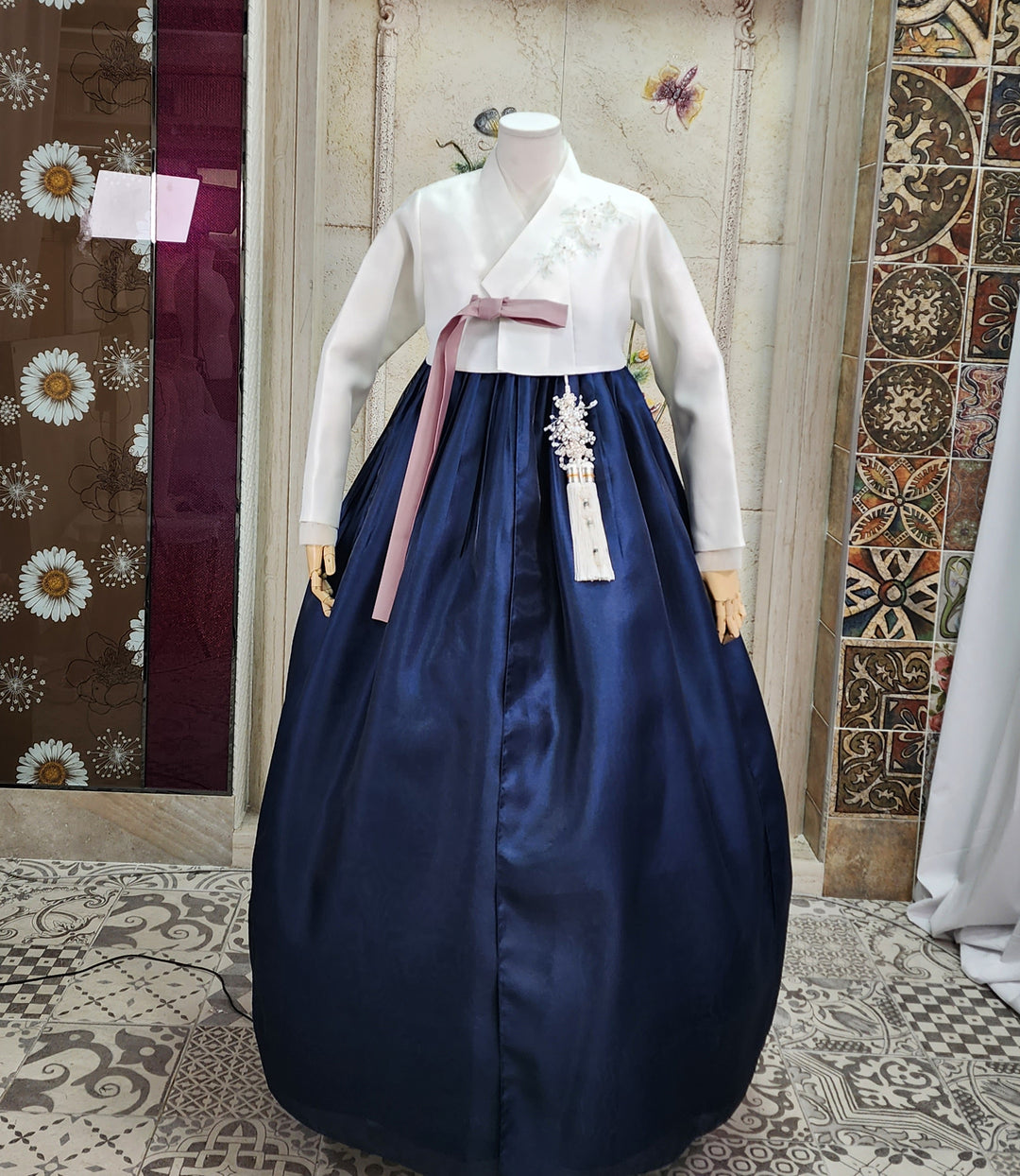 Korean Traditional Woman Personal Custom Hanbok Wedding Party Ceremony Ivory Navy Hanbok OSW007