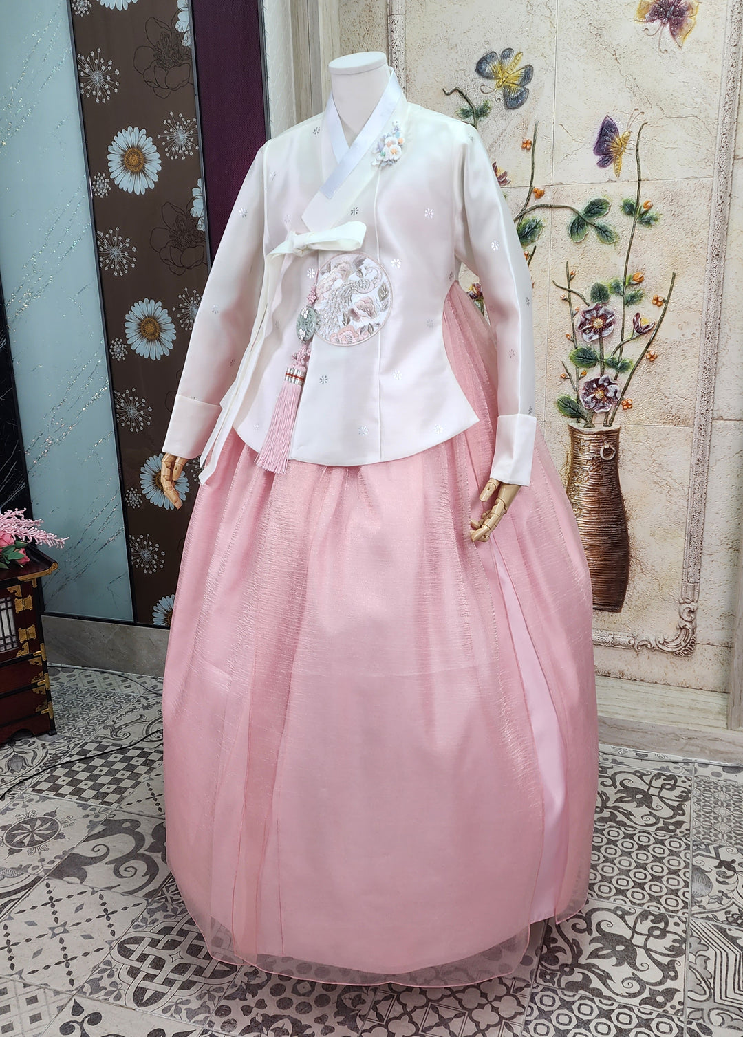 Korean Traditional Woman Personal Custom Hanbok Wedding Party Ceremony Ivory Embroidery Bead Peach Skirt Hanbok 144