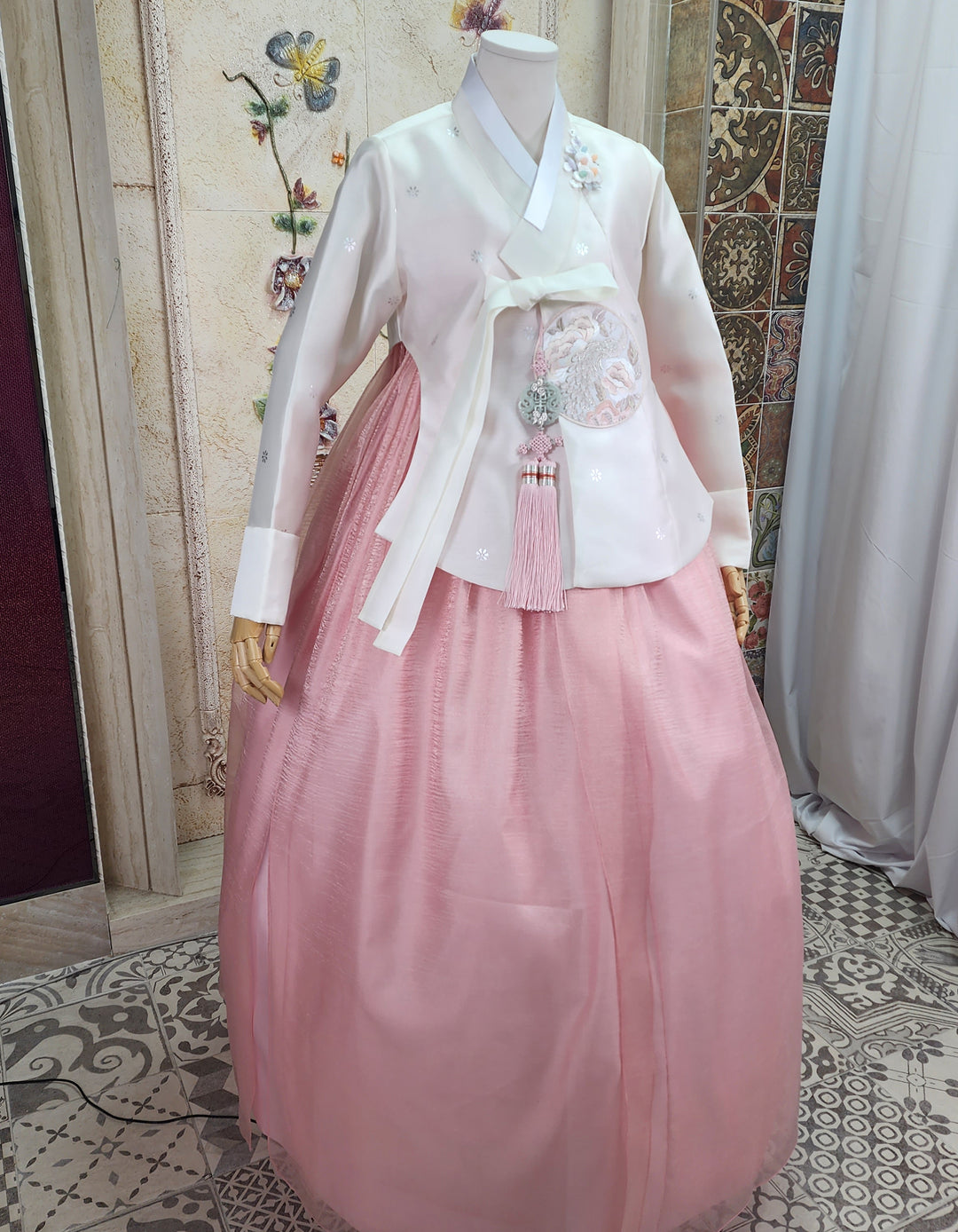 Korean Traditional Woman Personal Custom Hanbok Wedding Party Ceremony Ivory Embroidery Bead Peach Skirt Hanbok 144